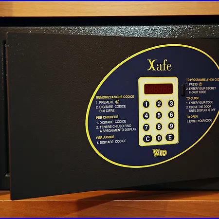 Meeting 3* צ'יאמפינו